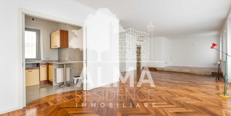 Residenza indipendente in Viale V. Emanuele