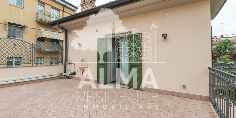 Residenza indipendente in Viale V. Emanuele