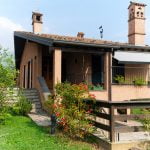 Soleggiata Villa singola con giardino a Villa di Serio