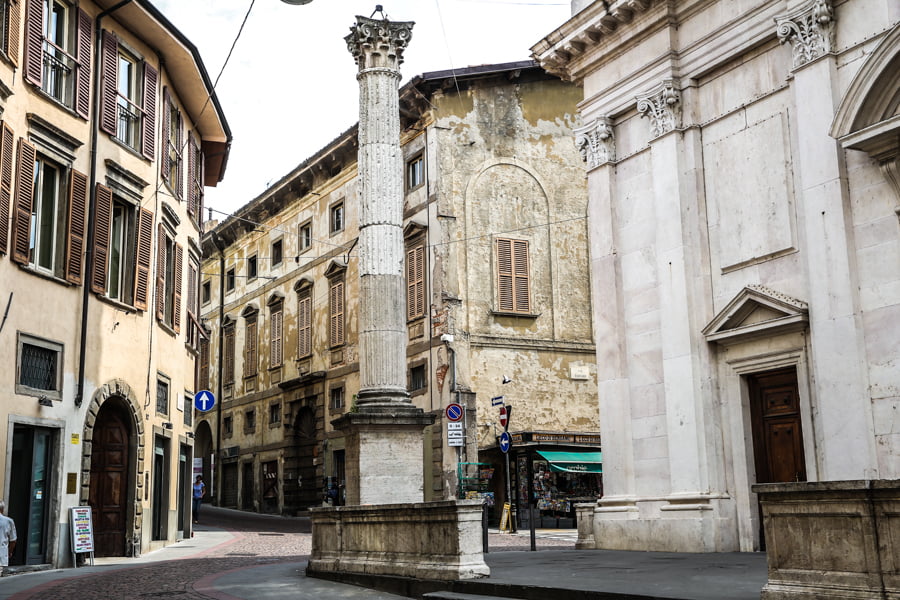 Bergamo zona tribunale affittasi posto auto